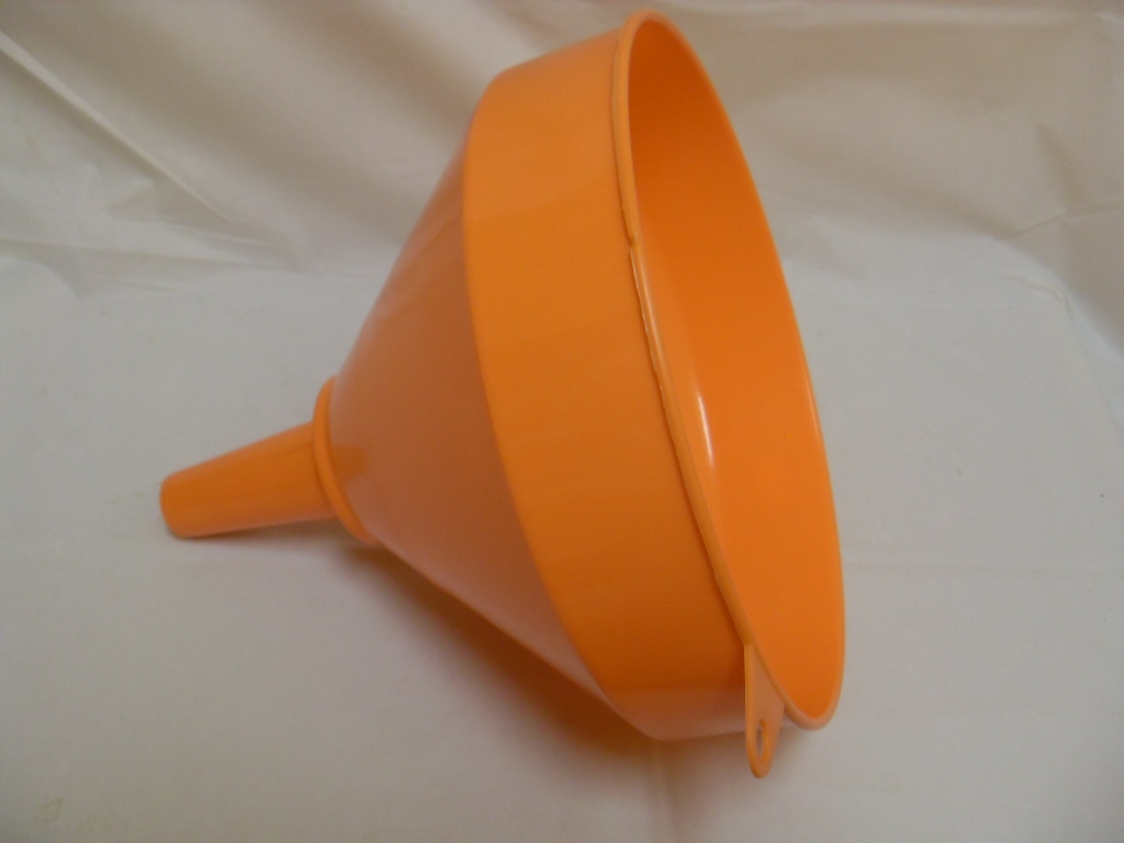 10" Jumbo Funnel Filler