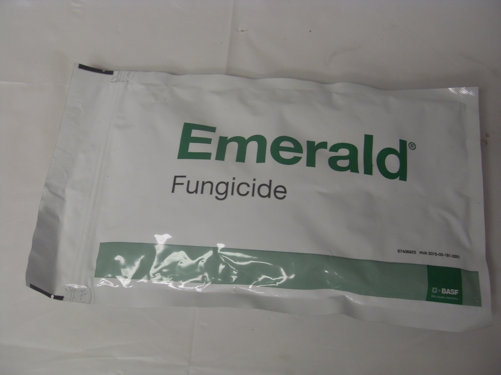 Emerald Fungicide for Golf Course - 0.49 Lbs